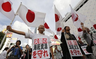 Des manifestants antichinois à Tokyo (Japon), le 18 septembre 2012.