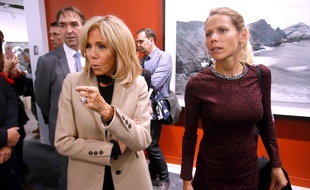 Brigitte Macron et sa fille Tiphaine Auzière visitent Paris Photo le 8 novembre 2018 à Paris