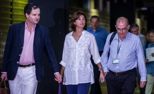 La ministre colombienne des Affaires étrangères, Maria Angela Holguin, et le chef de la délégation pour les pourparlers de paix avec les Farc, Humberto de La Calle, le 13 janvier 2016 à La Havane, à Cuba