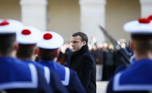 Un hommage national est rendu à Jean d'Ormesson ce vendredi 8 décembre 2017 aux Invalides, à Paris.