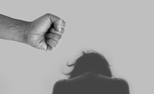 Illustration de violences faites aux femmes.