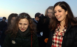 Les deux Pussy Riot libérées lundi se sont retrouvées mardi en Sibérie.