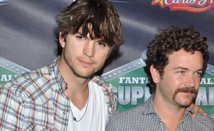 Ashton Kutcher et Danny Masterson à Las Vegas en 2010.