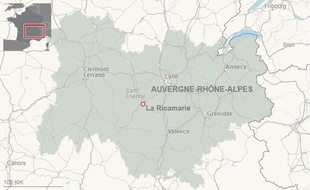 Loire: Plusieurs véhicules incendiés après un grave accident de quad