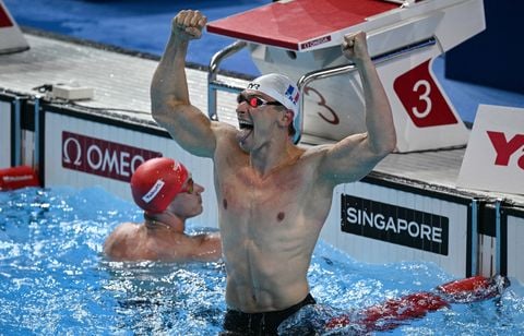 Maxime Grousset premier héros des Bleus avec son sacre sur 50 m papillon…