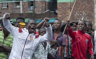 Une manifestation anti-étrangers à Johannesburg, le 17 2015.