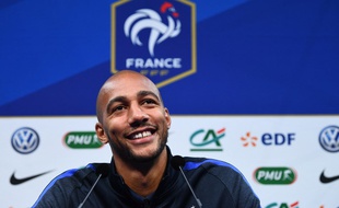 Steven N'Zonzi en conférence de presse à Clairefontaine, le 7 novembre 2017.