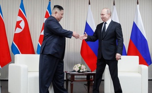 Le président russe Vladimir Poutine et le leader nord-coréen Kim Jong-un à Vladivostok, le 25 April 2019.