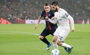 Isco au duel avec Marco Verratti le 21 octobre 2015.