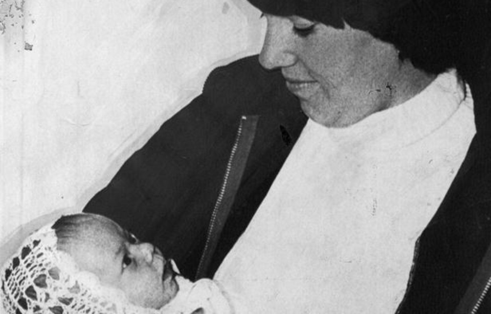 Affaire Azaria Chamberlain Retour sur trentedeux ans de mystère Affaire Azaria Chamberlain Retour sur trentedeux ans de mystère