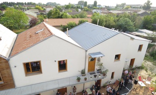A Bègles, le 22 septembre 2016, la Ruche, premier habitat participatif de Gironde, a été inauguré.