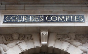 La Cour énumère une série de recommandations. Il faut notamment "redéfinir" le métier d'enseignant, car aujourd'hui seules les heures de cours figurent dans les "obligations de service"