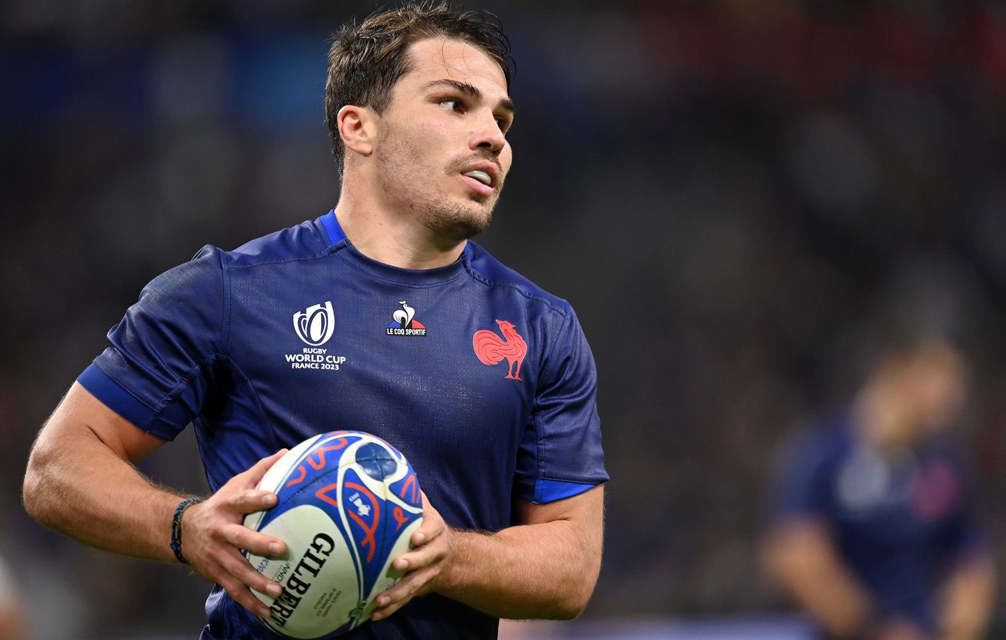 Coupe du monde de rugby : Dupont va voir un spécialiste pour un masque de  protection, Marchand sur le retour… Revivez ce lundi en direct
