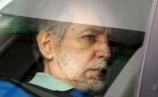 Lors de la dernière réunion publique le 9 janvier, l'avocat de la famille, Didier Seban, avait appelé de ses voeux une expertise des milliers de cheveux trouvés dans la fourgonnette du tueur en série Michel Fourniret.