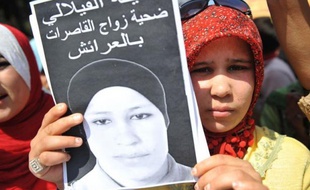 Au maroc, les appels se multiplient pour la réforme, voire l'abrogation, d'une loi qui fait du viol un simple délit et bénéficie plus au violeur qu'à sa victime.