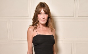 Carla Bruni à Paris, en juillet 2017
