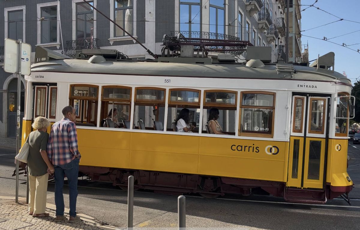 Portugal : Câble, vitesse... Premiers éléments dévoilés sur l'accident du funiculaire à Lisbonne