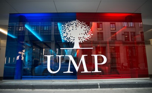L'entrée du siège de l'UMP, rue de Vaugirard à Paris.