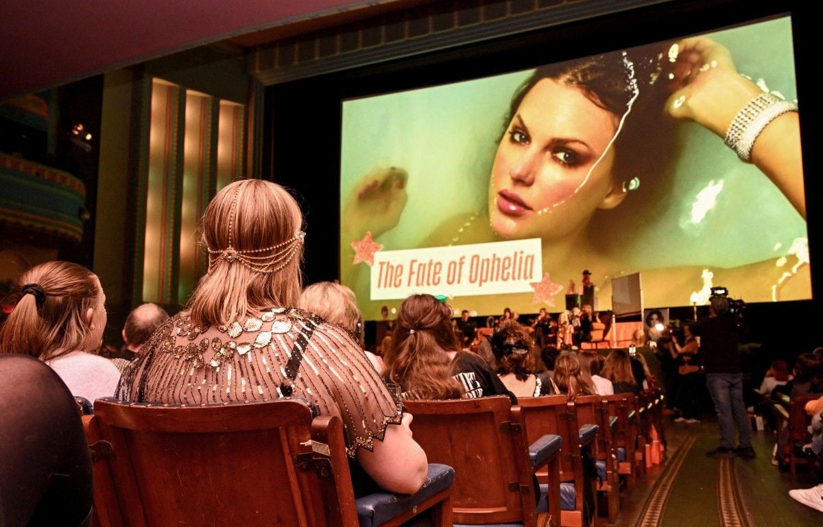 Que pensent les fans de Taylor Swift de son nouvel album « The Life of a Showgirl » ?