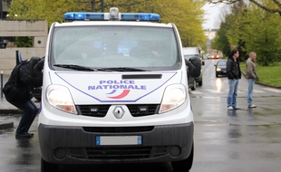 Illustration d'un véhicule de police ici à Rennes.