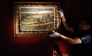 La peinture «Raccommodeuses de filet dans les dunes» de Vincent Van Gogh est partie pour plus de sept millions d'euros.