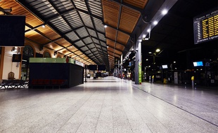 Ceci est un dancefloor... Samedi 3 septembre 2016, les quais de la gare Saint-Lazare se transforment en club géant.