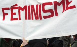 Plusieurs organisations féministes ont commencé à interpeller les candidats à l'élection présidentielle, bien décidées à faire du combat pour l'égalité hommes-femmes un thème majeur de la campagne en obtenant des candidats des engagements concrets.