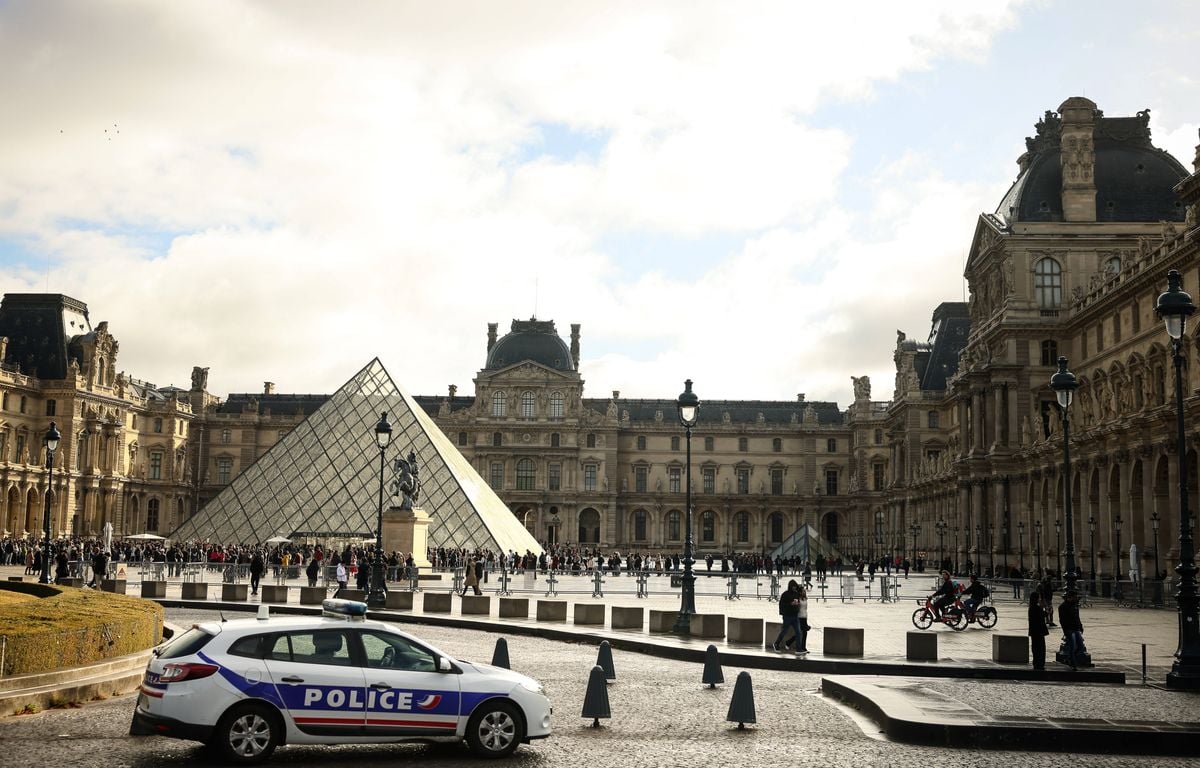 Cambriolage au Louvre : Une femme mise en examen et un homme relâché après les interpellations de mercredi