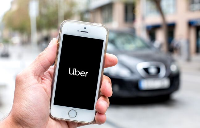 Uber : La Ligue des droits de l'homme dépose plainte contre l'application après la déconnexion d'une centaine de chauffeurs