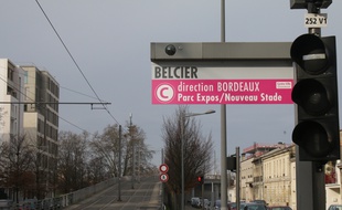 Quartier de la gare Saint-Jean à Bordeaux, arrêt Belcier