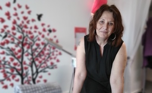 Anne-Marie Laurent, créatrice de l'association Sos Féeminité qui aide les femmes à se reconstruire après ou pendant un cancer près de Lyon.