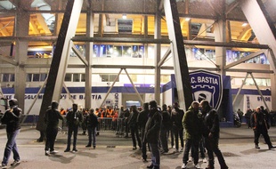 Le stade Armand-Cesari à Furiani, siège du Sporting Club de Bastia.