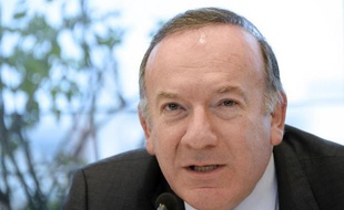 Le patron du Medef Pierre Gattaz au siège de son organisation à Paris, le 31 mars 2015