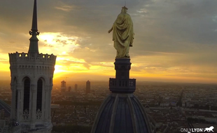 Capture d'écran de la vidéo Lyon vue du Ciel par un drone.