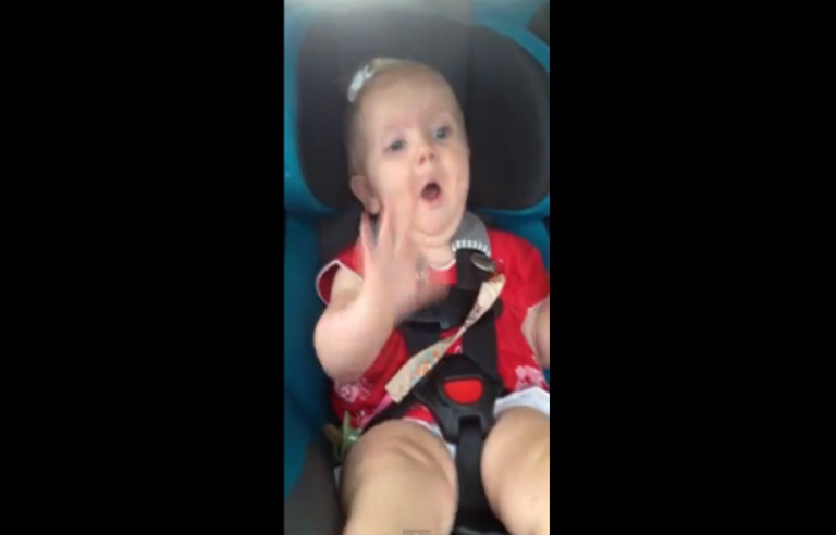 Video Avec Dark Horse De Katy Perry Bebe Arrete Tout De Suite De Pleurer