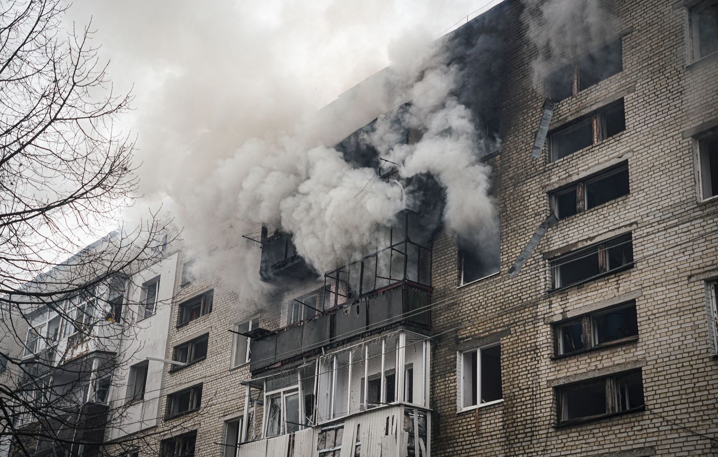 Guerre en Ukraine : « De nombreux morts » après une frappe russe à Soumy, selon le maire de la ville