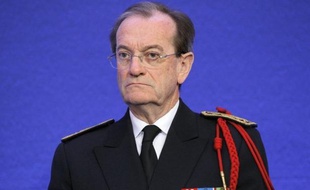 Le départ de Michel Gaudin de la préfecture de police de Paris (PP), qui doit être suivi de ceux des patrons du renseignement intérieur et de la police, amorce un grand ménage dans la police, qui, a promis François Hollande, "ne sera pas une valse" et "va s'arrêter là".