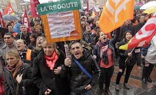 Environ 1.200 salariés de La Redoute manifestent à Lille