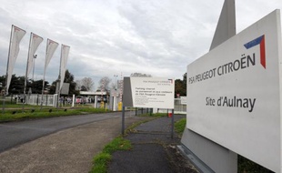 PSA Peugeot Citroën a repoussé au printemps 2014 les échéances permettant aux salariés de quitter l'entreprise sur la base du volontariat, notamment sur le site d'Aulnay-sous-Bois, ont indiqué jeudi la direction et des syndicats à l'issue d'un Comité central d'entreprise.