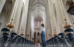 La messe écourtée après alerte incendie dans la cathédrale de Nantes