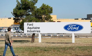 L'entrée de l'usine Ford de Blanquefort, près de Bordeaux, le 31 juillet 2013