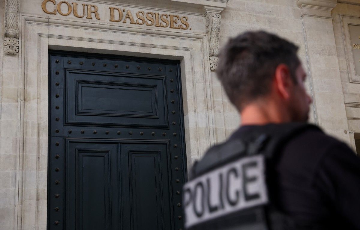 Jennifer jugée pour l'infanticide de ses jumelles de 3 mois était en dépression du post-partum et isolée socialement