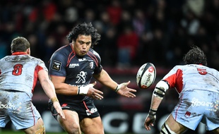 Le pilier samoan du Stade Toulousain Census Johnston lors du match de Top 14 contre Lyon, le 21 février 2015 à Toulouse.