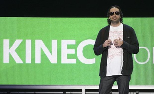 Kudo Tsunoda de Microsoft annonces les nouveautés de Kinect lors de la conférence Microsoft au salon E3 du jeu vidéo à Los Angeles, le 6 juin 2011.