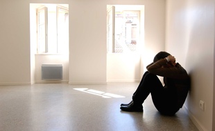 Illustration d'un homme souffrant de troubles mentaux.