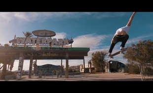 Le skateur Tom Erik Ryen dans «Waterpark», un parc aquatique abandonné entre Los Angeles et Las Vegas.
