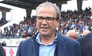 Moncef Khemakhem, devrait vite perdre ce petit sourire narquois.