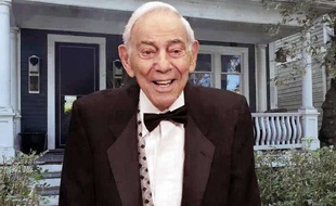Le réalisateur Herschell Gordon Lewis - image non datée.