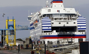 Les deux Anglais voulaient embarquer sur le ferry avec des munitions dans leur voiture.