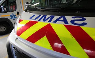 Illustration d'une ambulance de secours du Samu.